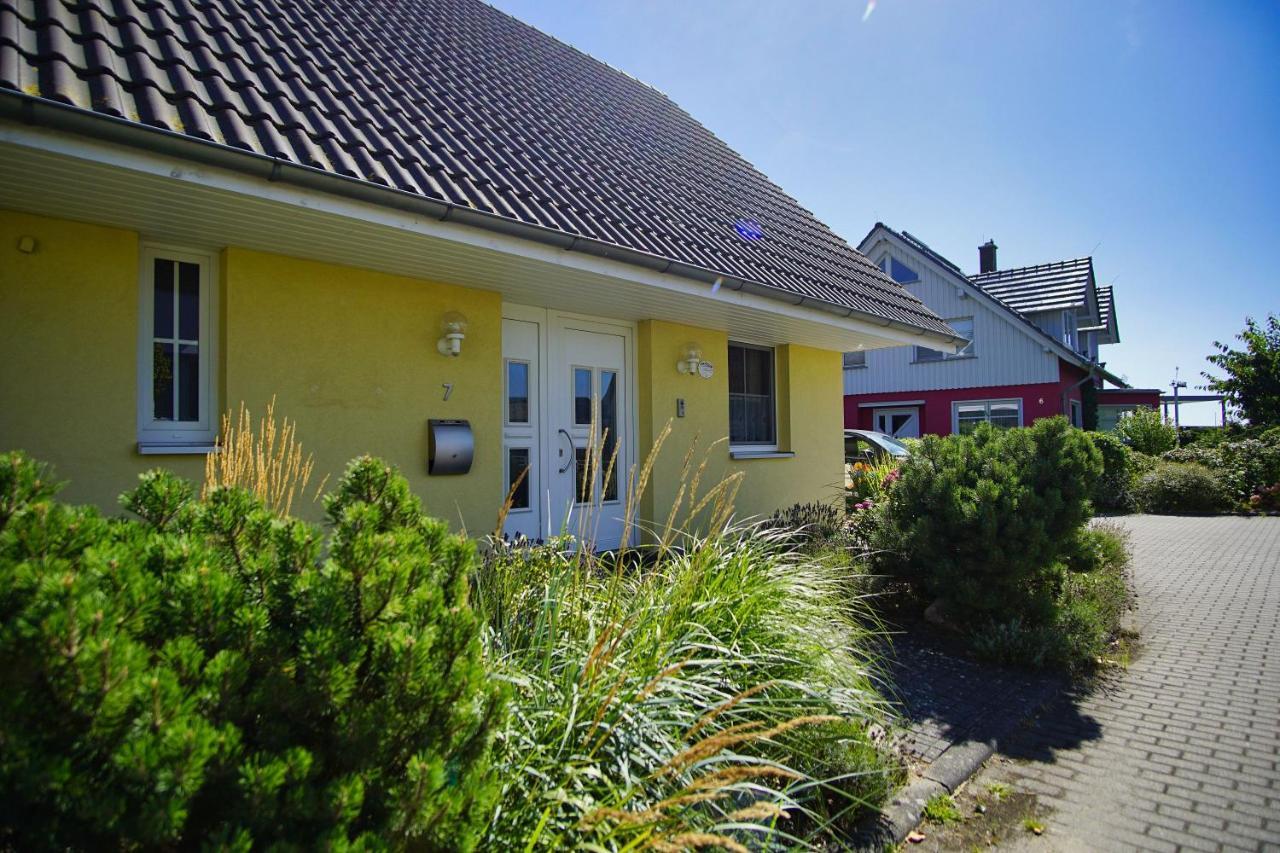 Nah Am Meer, Ruhige Lage, Gratis Nutzung Vom Ahoi Erlebnisbad Und Sauna In Sellin - Haus Inselblick Fewo 02 Goehren  Exterior foto