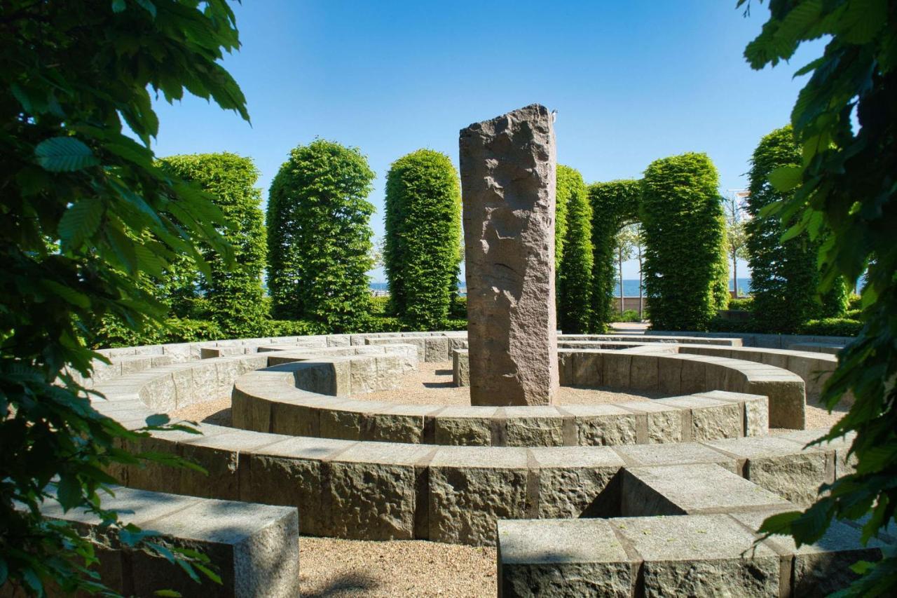 Nah Am Meer, Ruhige Lage, Gratis Nutzung Vom Ahoi Erlebnisbad Und Sauna In Sellin - Haus Inselblick Fewo 02 Goehren  Exterior foto